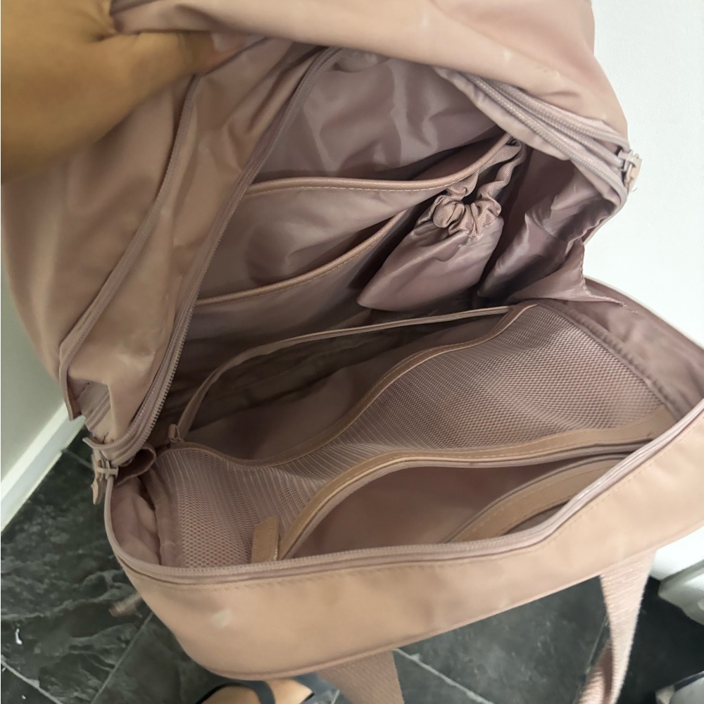 BEIS pink Backpack - Picture 3 of 9